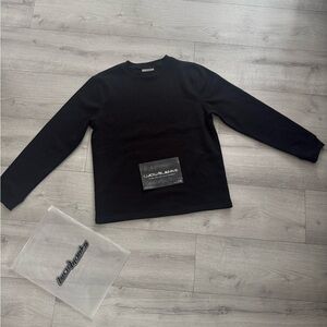 Black long sleeve heavyweight thermal